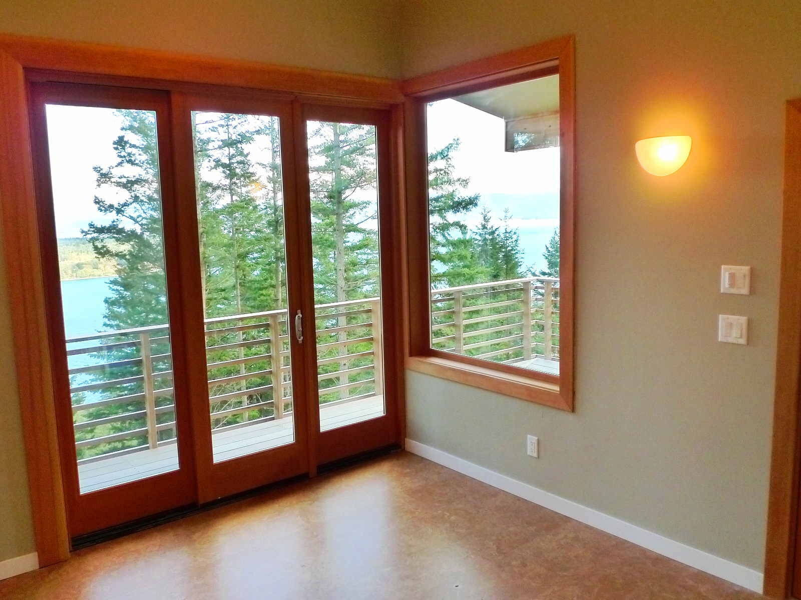1000sf House- living room