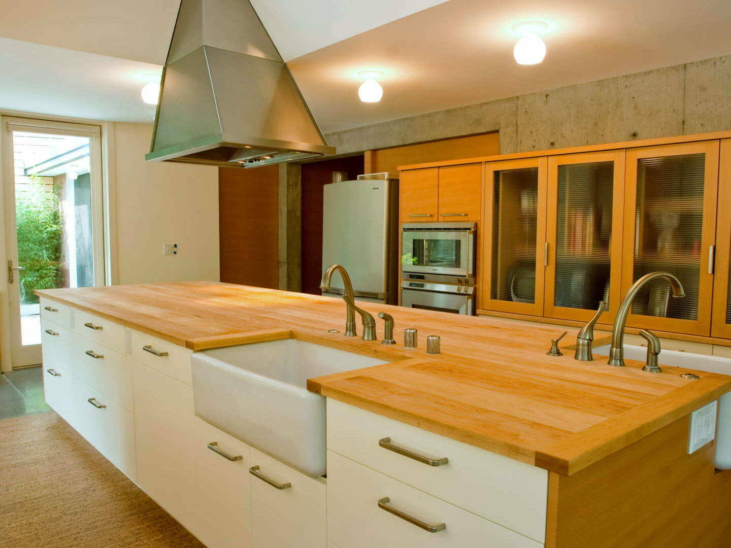 Longhouse - Kitchen