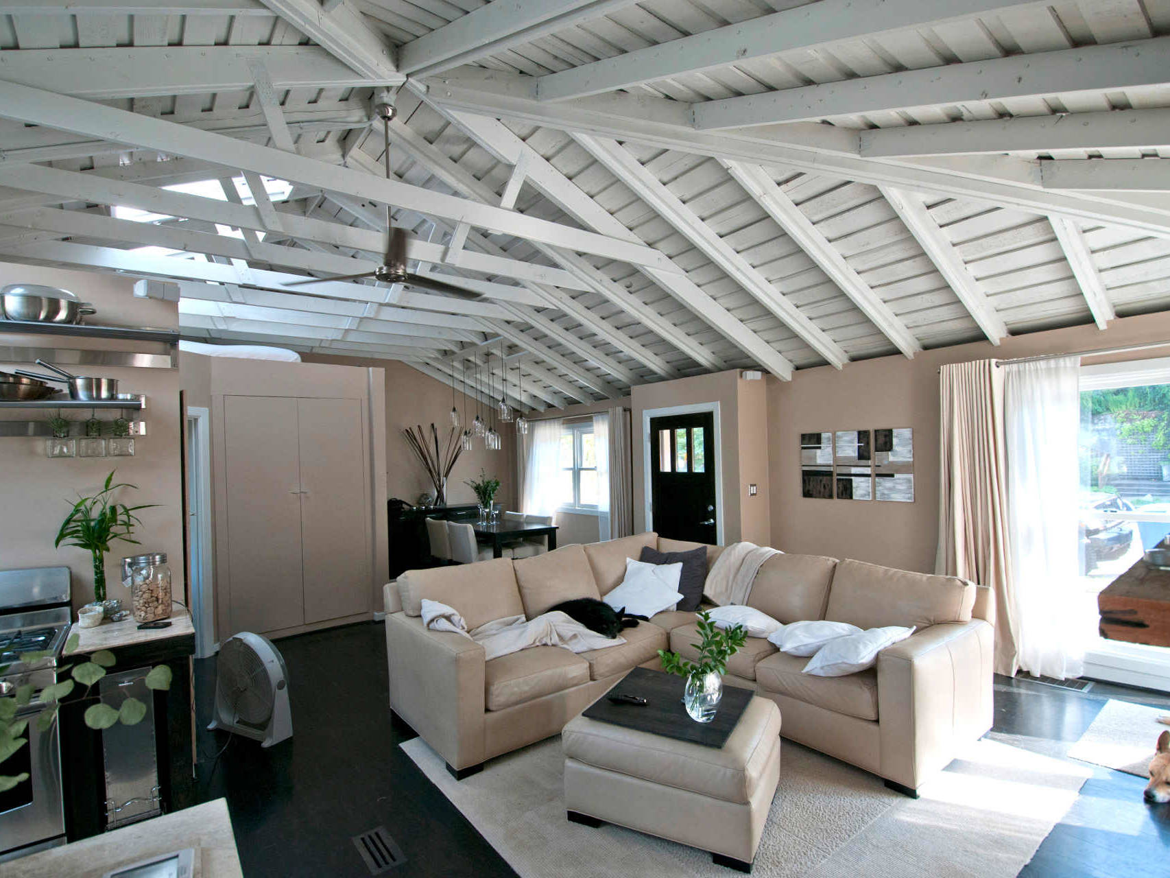 vaulted ceiling open loft living area