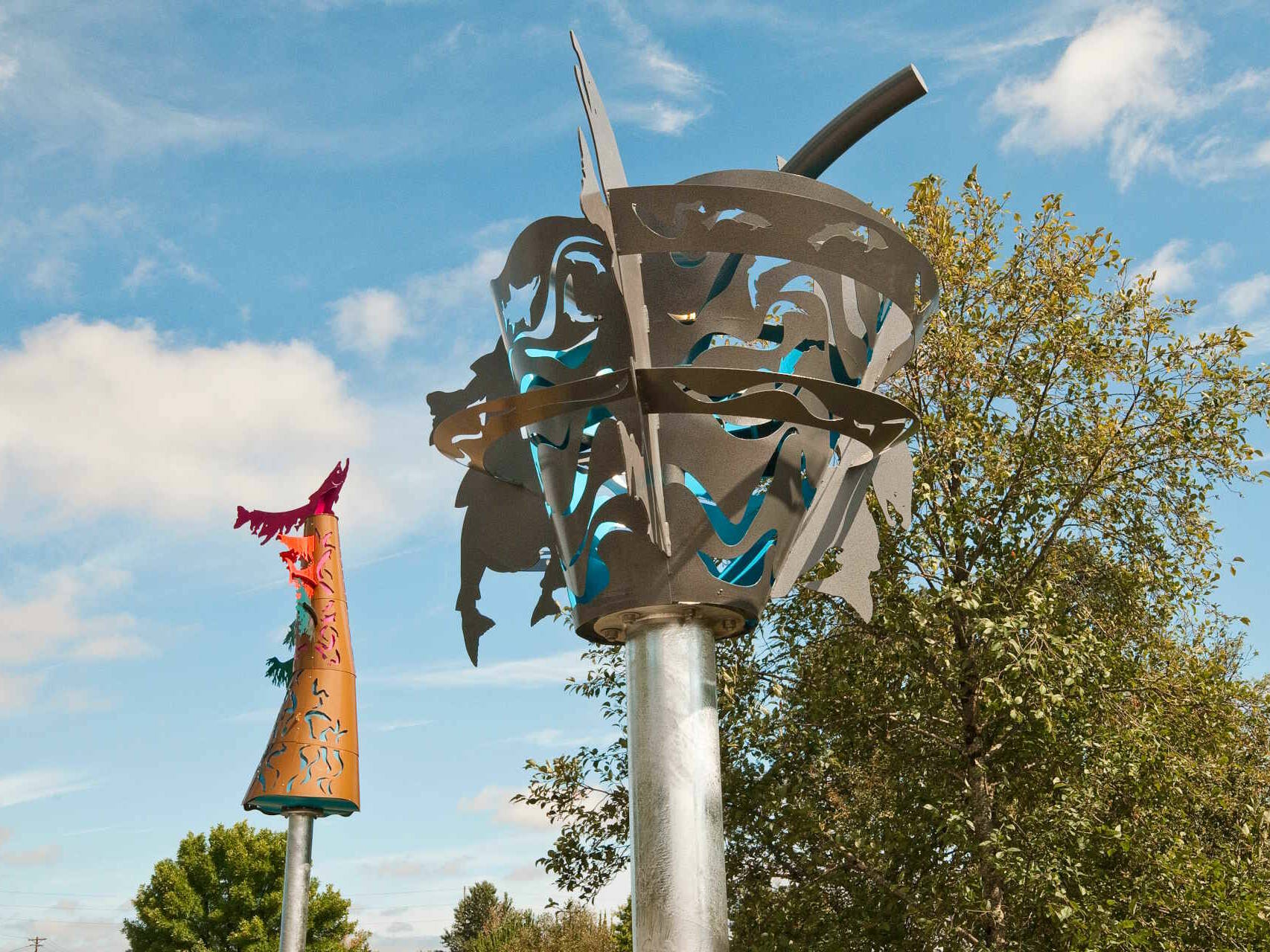 Salmon Tree Cycle